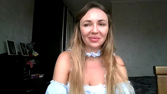 AngelinaLove28 online show from 11, 11, 2025