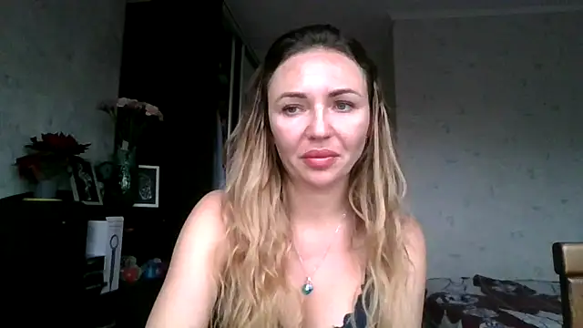 AngelinaLove28 online show from 16, 12, 2025