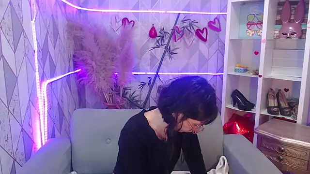 charlottemoonxz online show from 15, 9, 2025