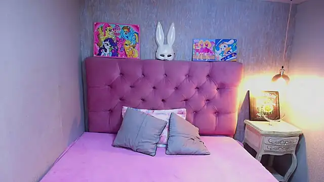 charlottemoonxz online show from 12, 7, 2026