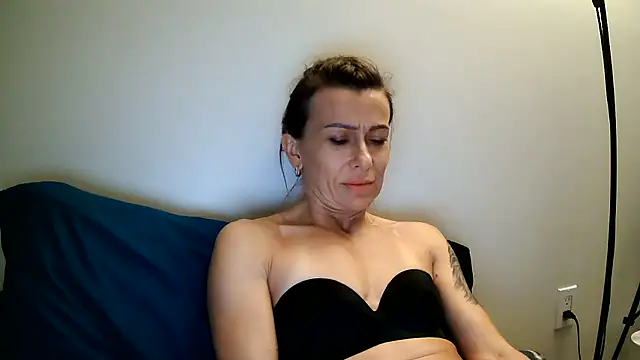 Snapshot of anechka1 chatting on 23, 7, 2026 anechka1 online show from 23, 7, 2026