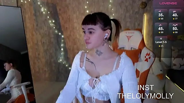 LolyMolli online show from 18, 10, 2025