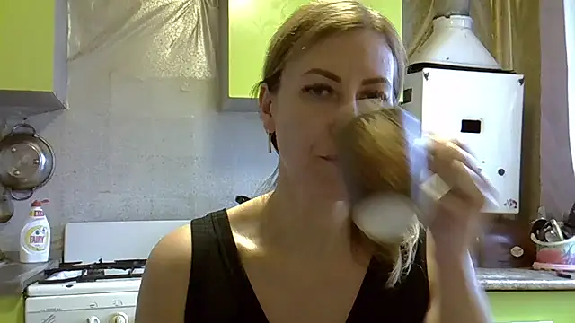 AshleyXHoney online show from 12, 12, 2024