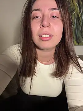 KimArts online show from 4, 12, 2025