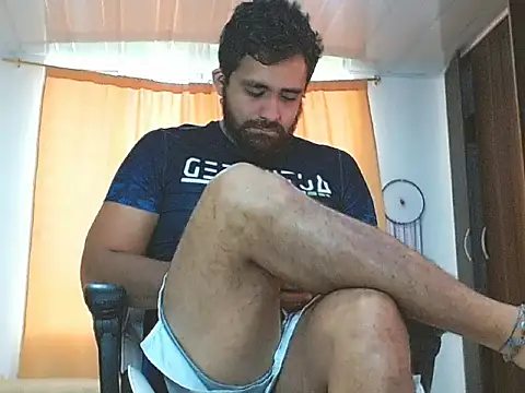 aronmiller404 online show from 8, 2, 2025