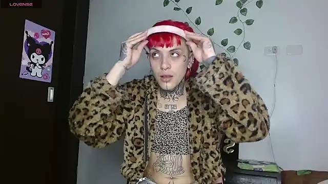 charlotbelucci  online show from 9, 4, 2026