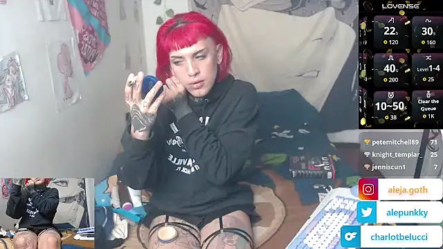 Snapshot of charlotbelucci_ chatting on 23, 7, 2026 charlotbelucci online show from 23, 7, 2026
