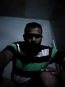 Snapshot of ListedLoin chatting on 19, 10, 2025 ListedLoin online show from 19, 10, 2025