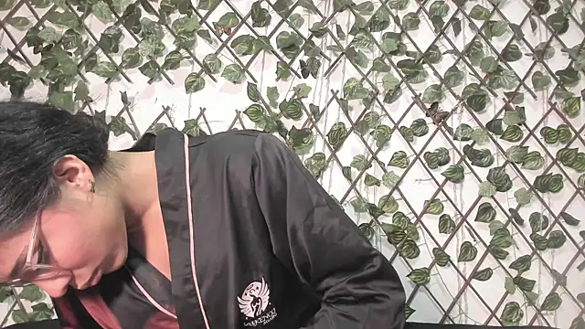 EmilyGomezLS online show from 27, 3, 2026