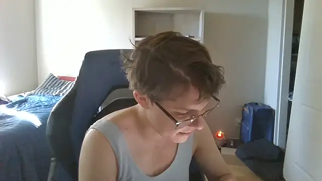 KaliSnow199623 online show from 17, 9, 2025