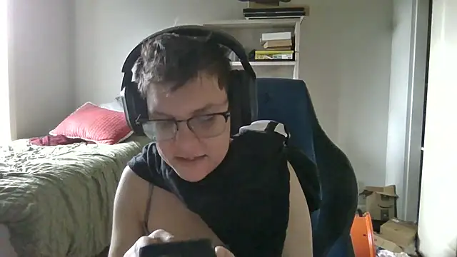 KaliSnow199623 online show from 8, 1, 2026