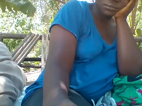 missarpie online show from 2, 11, 2025