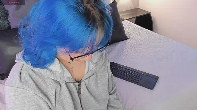 sofi bakerr online show from 7, 11, 2025