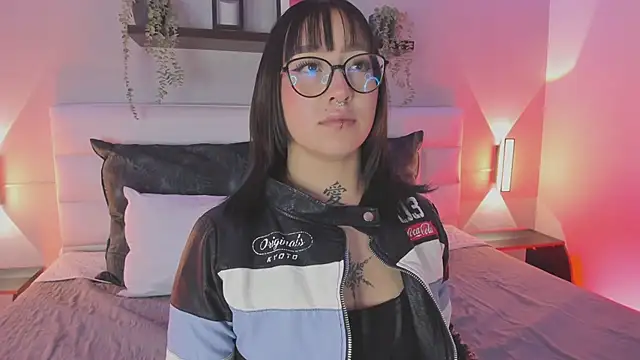 Snapshot of sofi_bakerr chatting on 25, 3, 2026 sofi bakerr online show from 25, 3, 2026