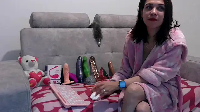 PenelopeHot 91 online show from 18, 12, 2025