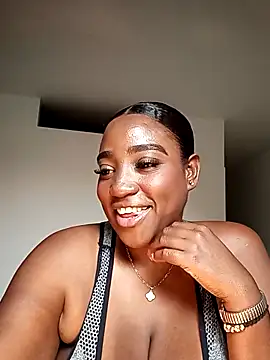 Perlasexyu1 online show from 15, 10, 2025