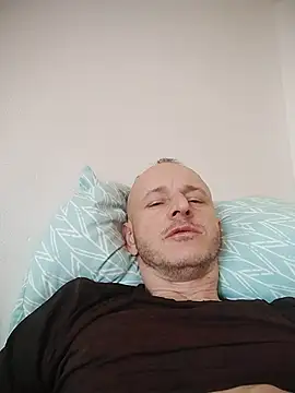 Snapshot of Singlepennis chatting on 20, 3, 2025 Singlepennis online show from 20, 3, 2025