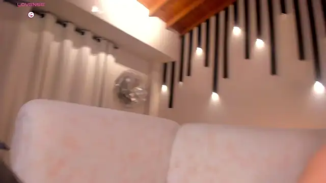 AliceHarper  online show from 6, 2, 2025