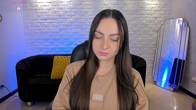 AliceHarper  online show from 4, 3, 2025