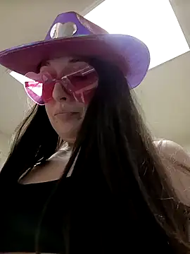 PhatAss Kummmilla online show from 25, 1, 2025