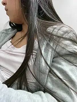 Salome golvert online show from 26, 2, 2025