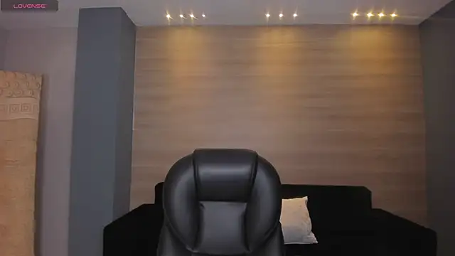 AnaisNin online show from 4, 2, 2025