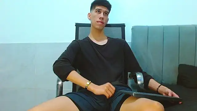 jhony-sex online show from 22, 4, 2026