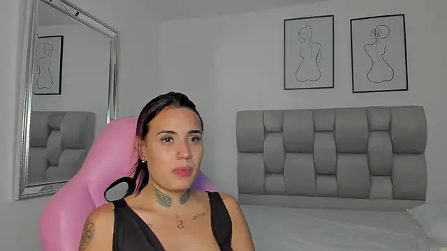 Susan-Sweet-7 online show from 13, 9, 2025