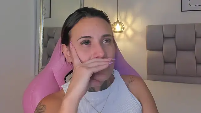 Susan-Sweet-7 online show from 30, 9, 2025