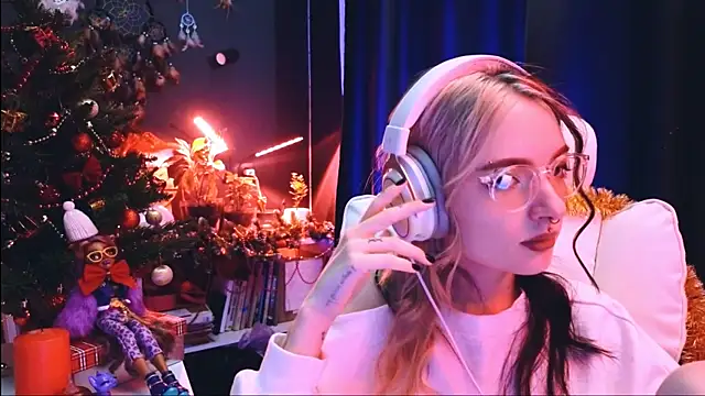 Avi Nile online show from 15, 12, 2024