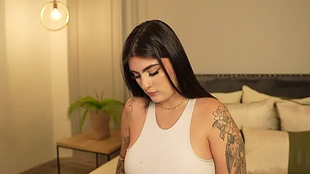 Snapshot of IrisBaker chatting on 17, 1, 2026 IrisBaker online show from 17, 1, 2026