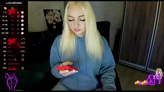 Stella  Cox online show from 16, 10, 2025