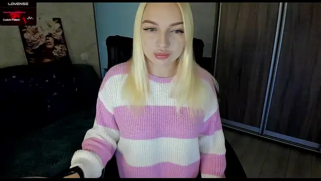 Stella  Cox online show from 14, 11, 2025