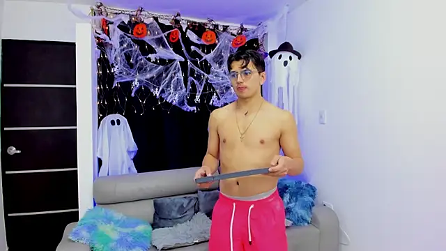 UNIVERSAL SEXX  online show from 16, 10, 2025