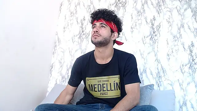 Moon and aaron online show from 17, 2, 2026