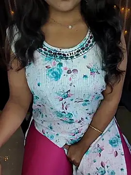 Snapshot of Tanvi-patil chatting on 20, 2, 2025 Tanvi-patil online show from 20, 2, 2025