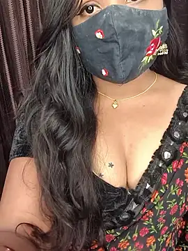 Snapshot of Tanvi-patil chatting on 5, 1, 2026 Tanvi-patil online show from 5, 1, 2026