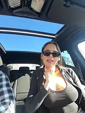 JuicyFruits93 online show from 2, 3, 2026