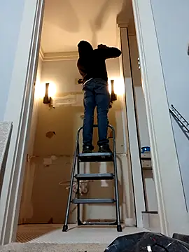 1BeautyN1Beast online show from 15, 2, 2025