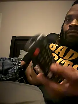 1BeautyN1Beast online show from 4, 12, 2025