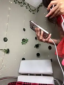 Shuggabutt online show from 26, 11, 2025