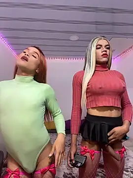 Snapshot of big_girl21cm chatting on 11, 9, 2025 big girl21cm online show from 11, 9, 2025