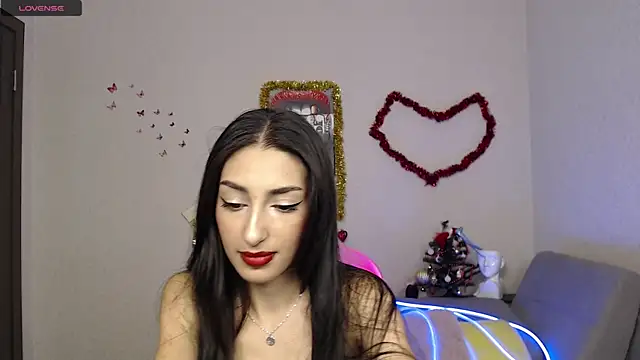 Snapshot of Lina_Robbins chatting on 2, 1, 2025 Lina Robbins online show from 2, 1, 2025