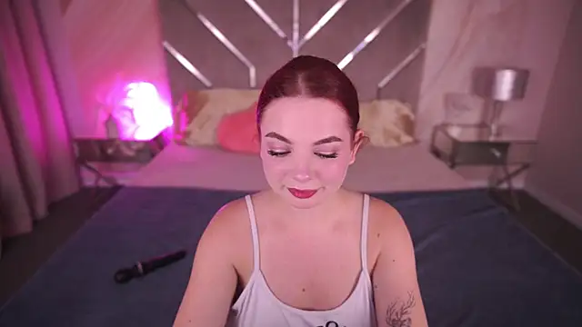 CarolinaDia online show from 8, 2, 2025