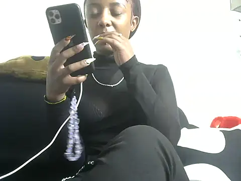 Snapshot of hoely_grail01 chatting on 8, 9, 2025 hoely grail01 online show from 8, 9, 2025