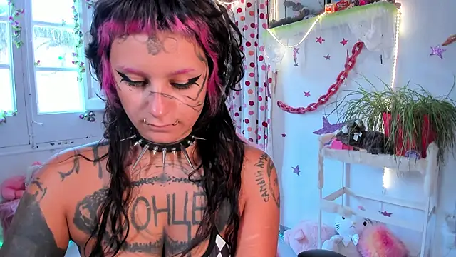 Snapshot of lady_sontse_ chatting on 9, 7, 2026 lady sontse online show from 9, 7, 2026