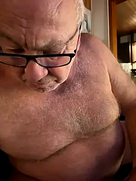 Snapshot of biggandybig chatting on 12, 11, 2025 biggandybig online show from 12, 11, 2025