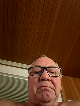 Snapshot of biggandybig chatting on 21, 11, 2025 biggandybig online show from 21, 11, 2025