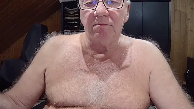 Snapshot of biggandybig chatting on 26, 11, 2025 biggandybig online show from 26, 11, 2025