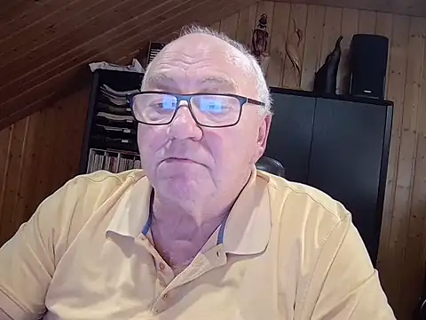 Snapshot of biggandybig chatting on 14, 12, 2025 biggandybig online show from 14, 12, 2025